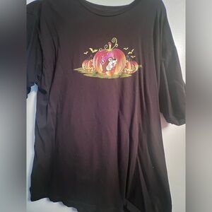 Buc-ee’s Halloween 🎃 Tee